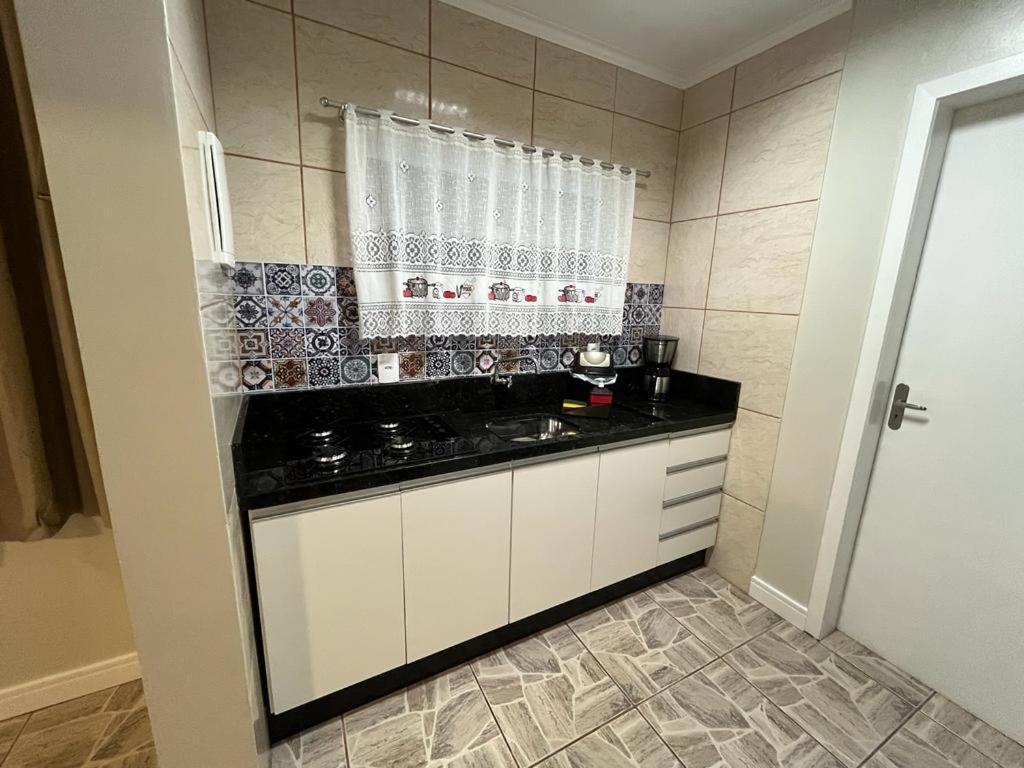 Residencial Bernardo 1 Dormitorio Florianópolis Buitenkant foto
